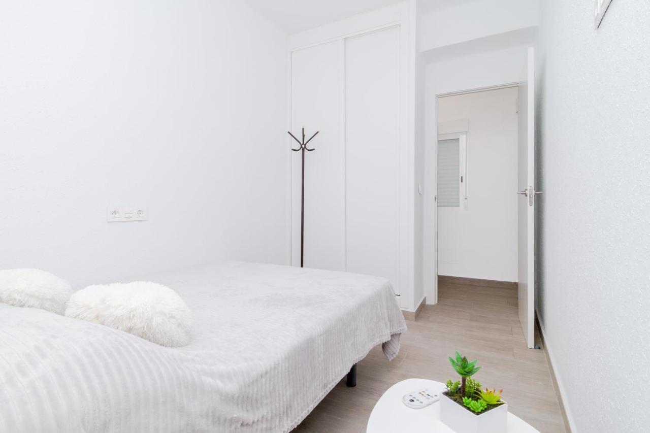 Apartament Bergantin Del Mar Torrevieja Zewnętrze zdjęcie